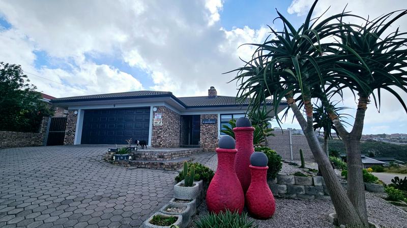 3 Bedroom Property for Sale in Dana Bay Western Cape